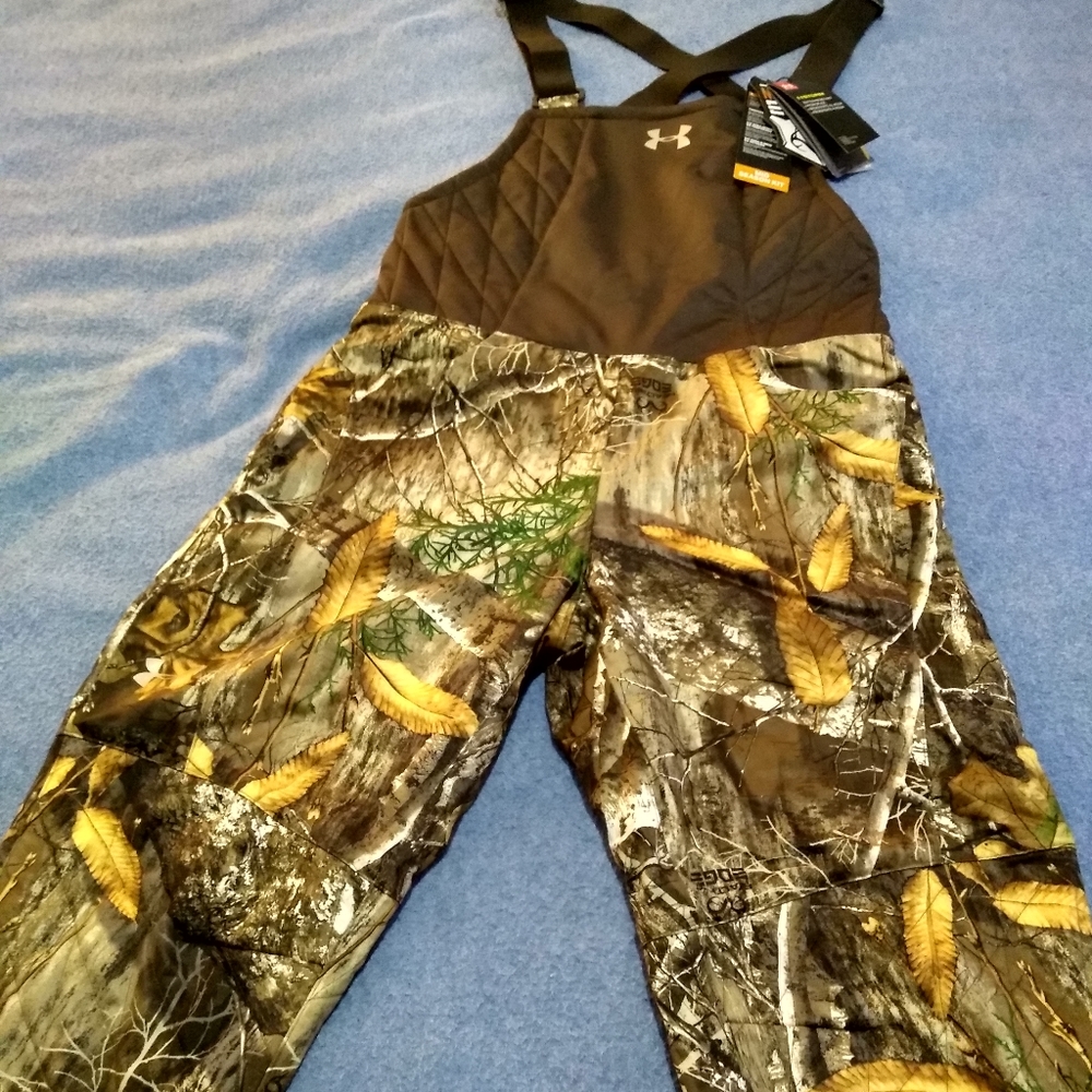 🔴🏷️UNDER ARMOUR HUNTING STEALTH BIB WOMEN's